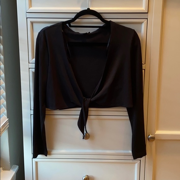 Dress Barn Accessories - Dressbarn black shawl